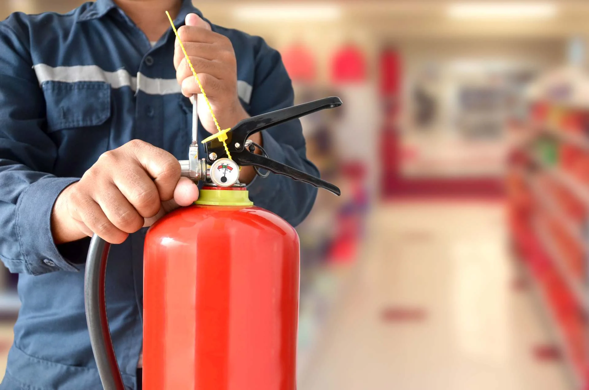 CORSO PER TECNICO MANUTENTORE ANTINCENDIO DI ESTINTORI PORTATILI E CARRELLATI (P.1)